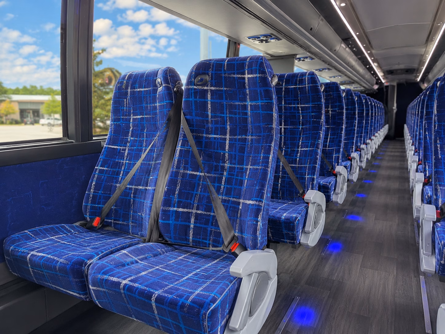 book recurring employee shuttle routes along oakland park and commercial boulevards