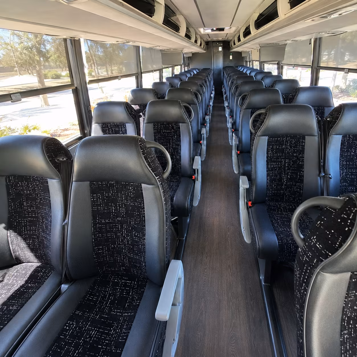 hollywood corporate charter bus rentals in hollywood