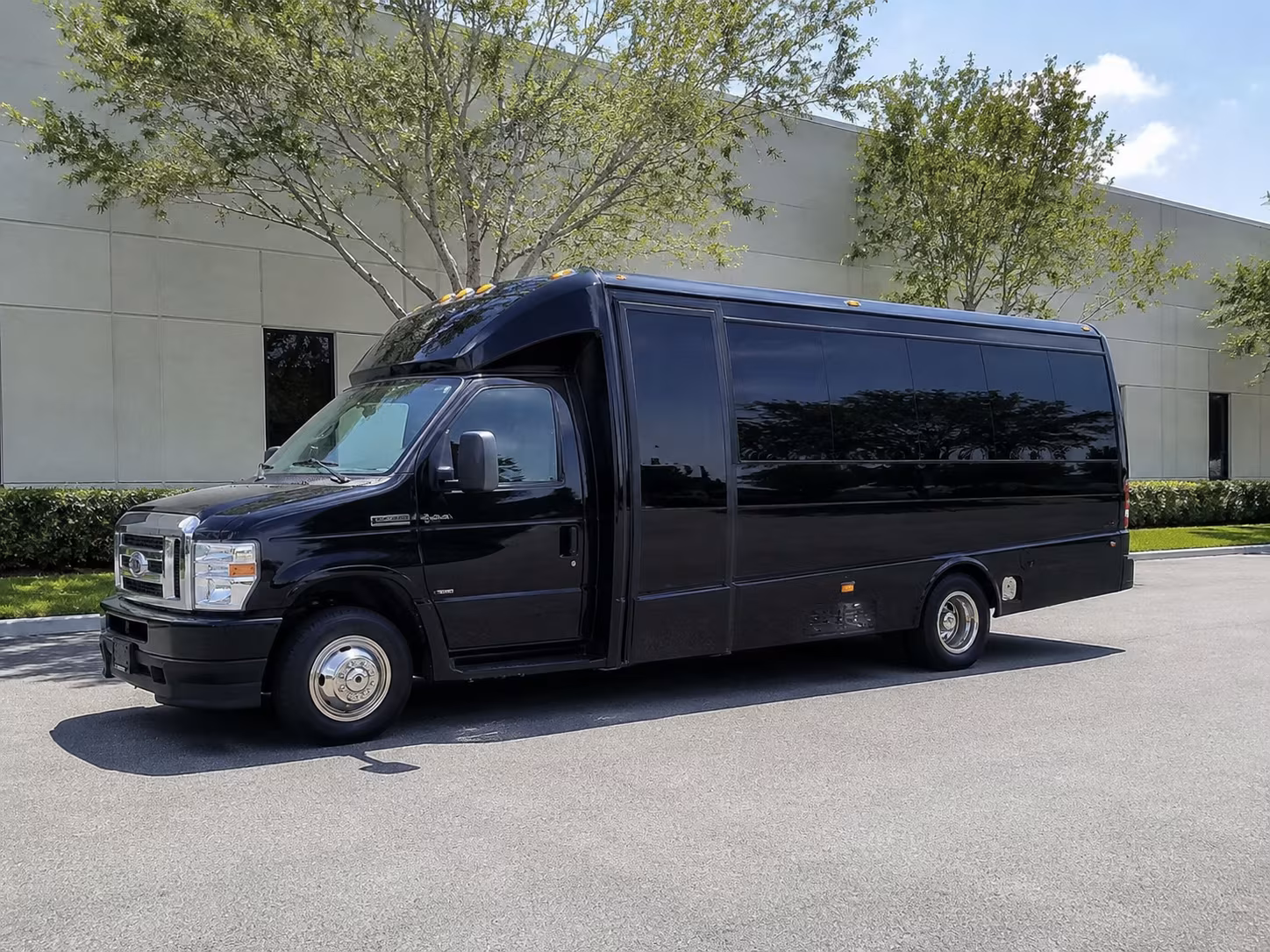 Lauderhill Long-Distance Transportation