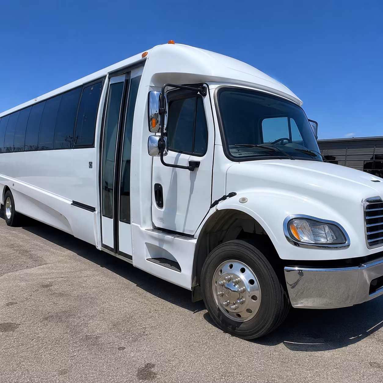 pompano beach employee commuter shuttles for pompano beach businesses